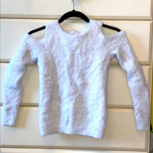 White fluffy holster top - Picture 2 of 3